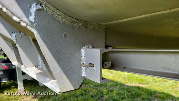 image for item DO3653 1977 Fruehauf DC5-M2-33 end dump trailer