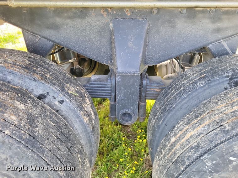 image for item DO3653 1977 Fruehauf DC5-M2-33 end dump trailer