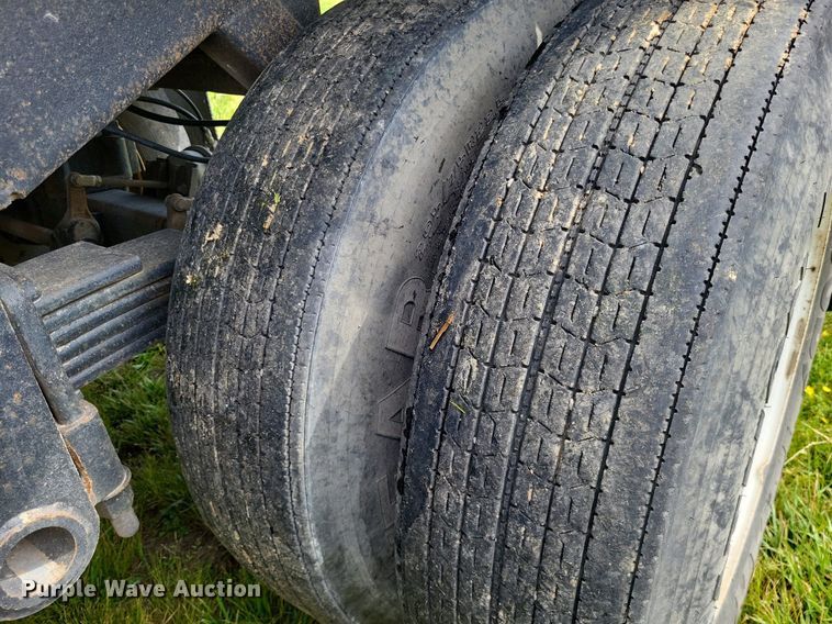 image for item DO3653 1977 Fruehauf DC5-M2-33 end dump trailer