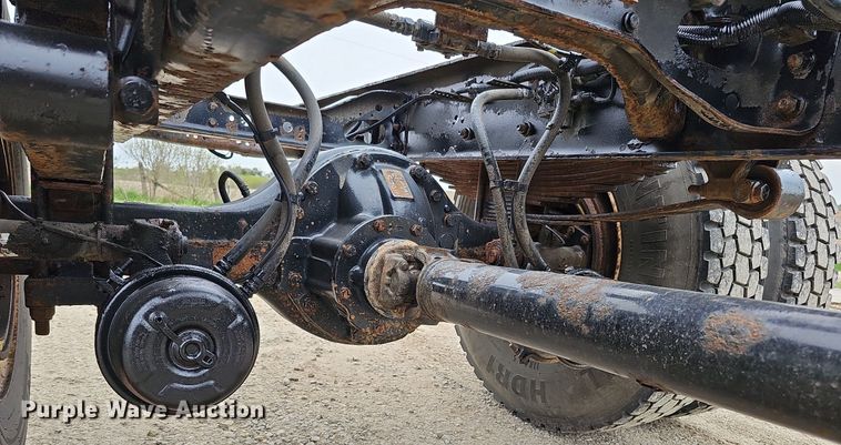 image for item DO4382 2013 International DuraStar 4300  truck cab and chassis