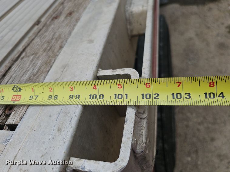 image for item DO4383 2006 Transcraft Eagle IIN W2  flatbed trailer