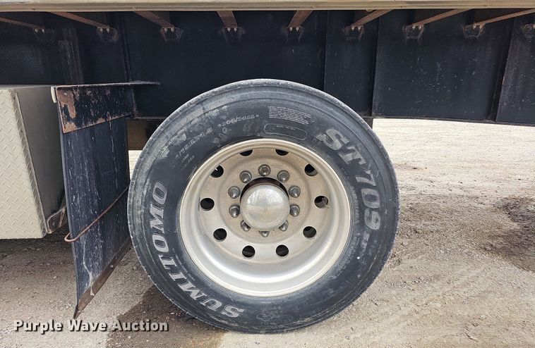 image for item DO4383 2006 Transcraft Eagle IIN W2  flatbed trailer