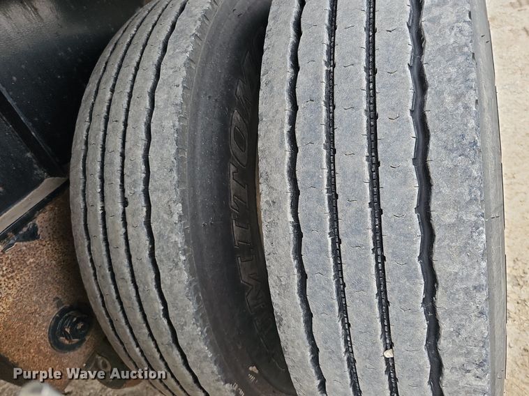 image for item DO4383 2006 Transcraft Eagle IIN W2  flatbed trailer