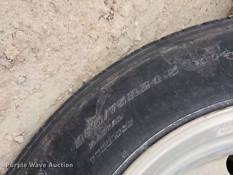 image for item DO4383 2006 Transcraft Eagle IIN W2  flatbed trailer