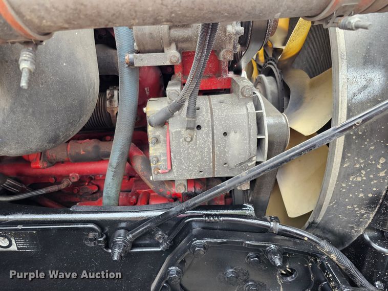 image for item DO4394 2012 Peterbilt 587  semi truck