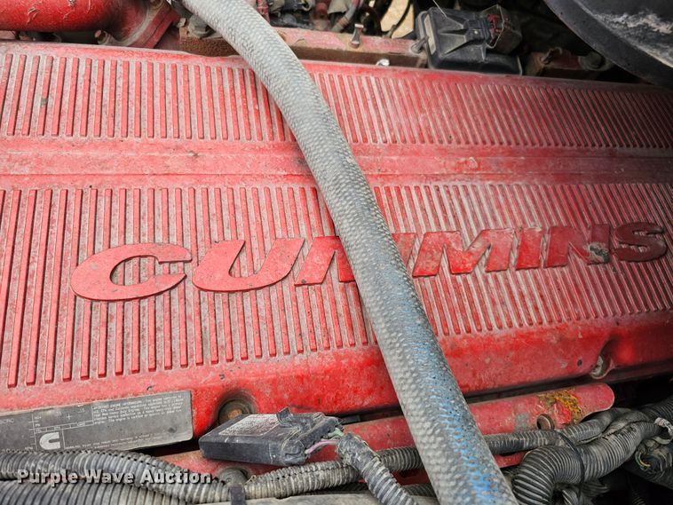 image for item DO4394 2012 Peterbilt 587  semi truck