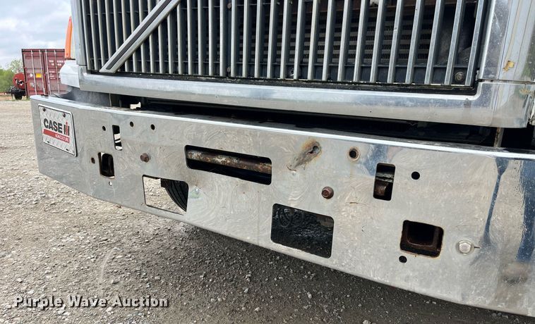 image for item DP0479 1996 Volvo WCA  semi truck