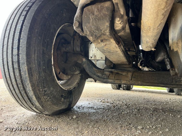 image for item DP0479 1996 Volvo WCA  semi truck