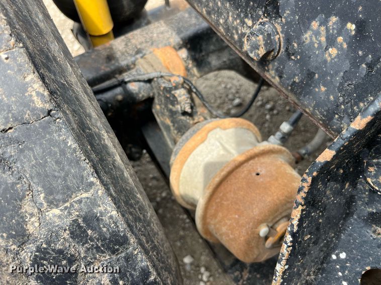 image for item DP0479 1996 Volvo WCA  semi truck