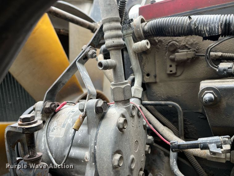 image for item DP0479 1996 Volvo WCA  semi truck