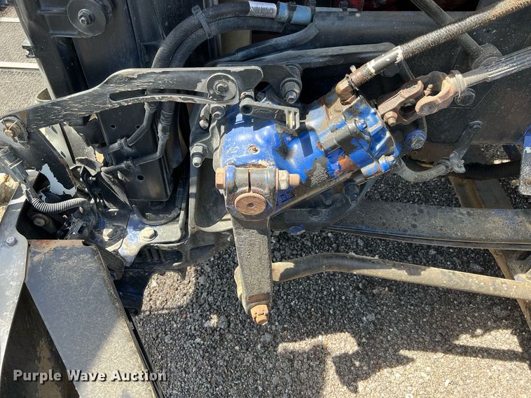 image for item DQ2046 2012 Peterbilt 386  semi truck