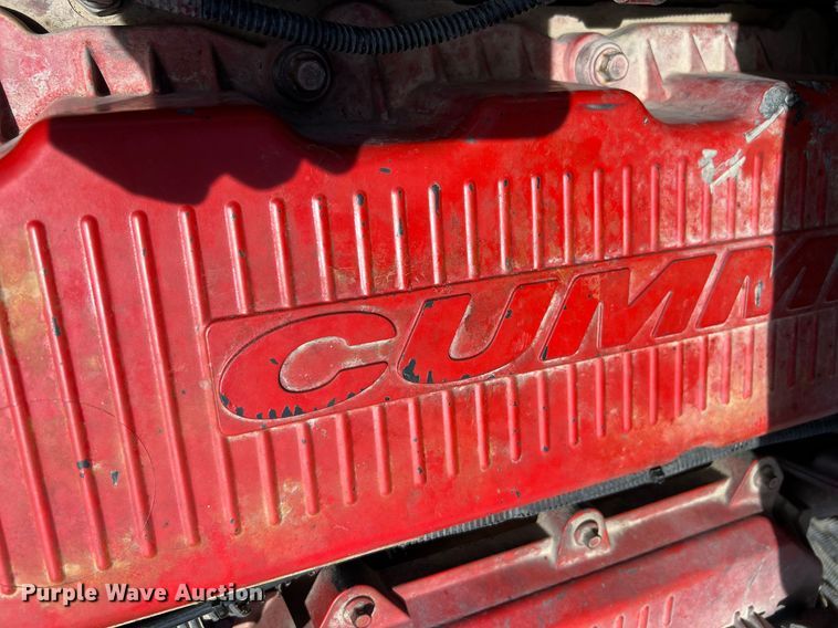 image for item DQ2046 2012 Peterbilt 386  semi truck