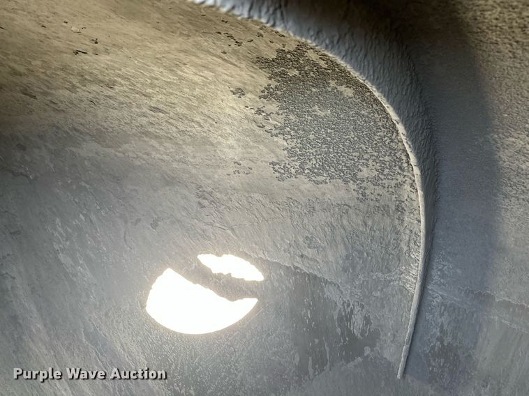 image for item DQ7311 1978 Fruehauf  pneumatic dry bulk trailer