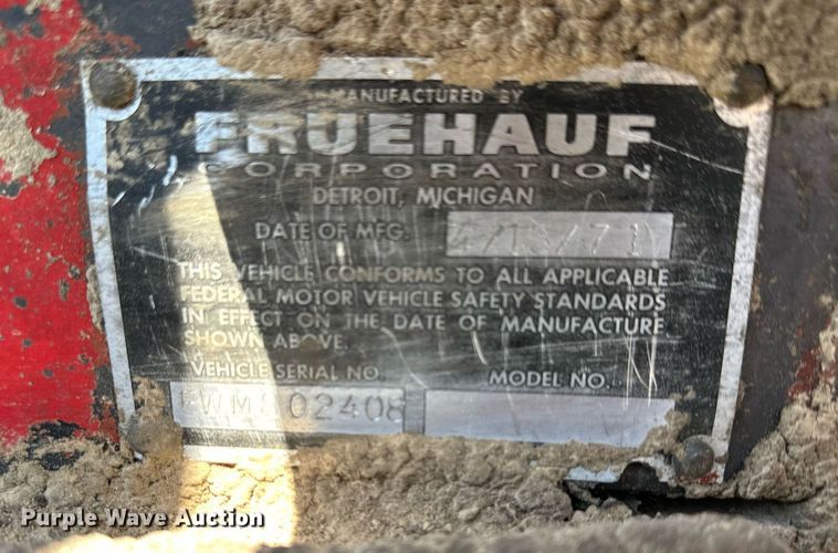 image for item DQ8717 1971 Fruehauf  dump trailer