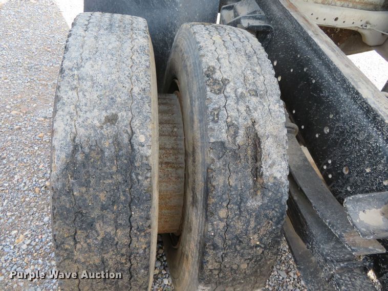 image for item DR0164 1987 Ford F700  dump truck