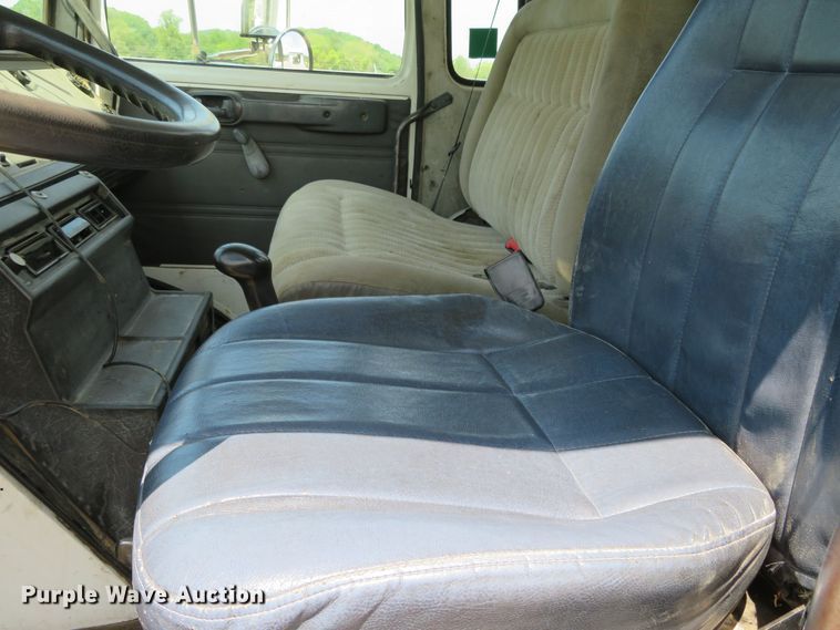 image for item DR0165 1997 Mack CS300P  dump truck