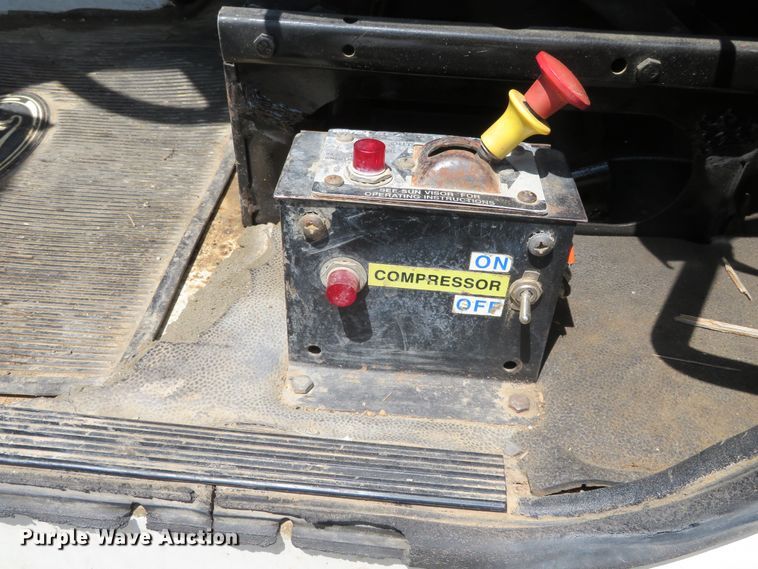 image for item DR0165 1997 Mack CS300P  dump truck