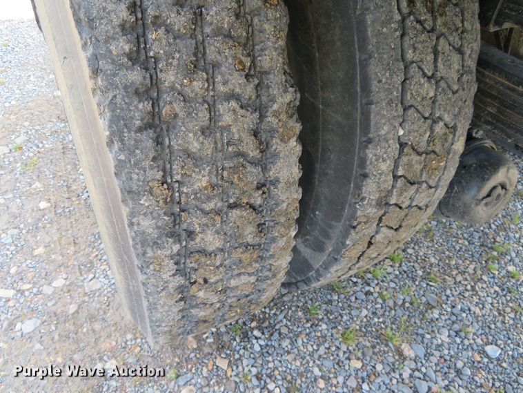 image for item DR0165 1997 Mack CS300P  dump truck