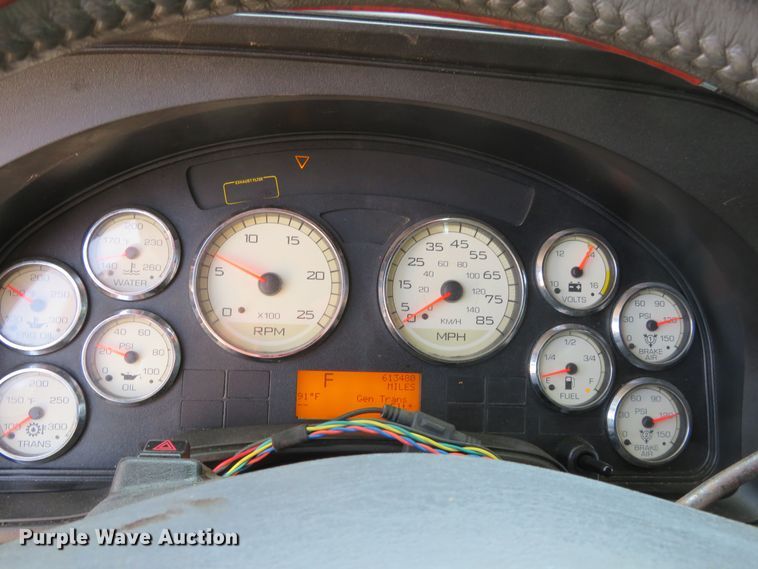 image for item DR0166 2012 International ProStar  semi truck