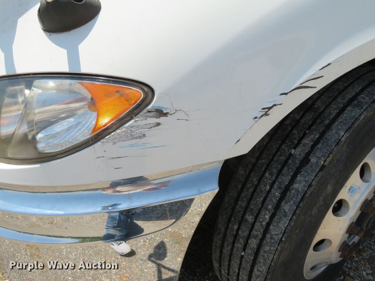 image for item DR0166 2012 International ProStar  semi truck