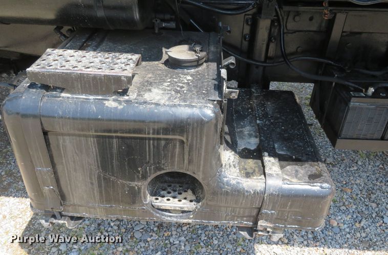 image for item DR0167 1977 Ford 900  dump truck