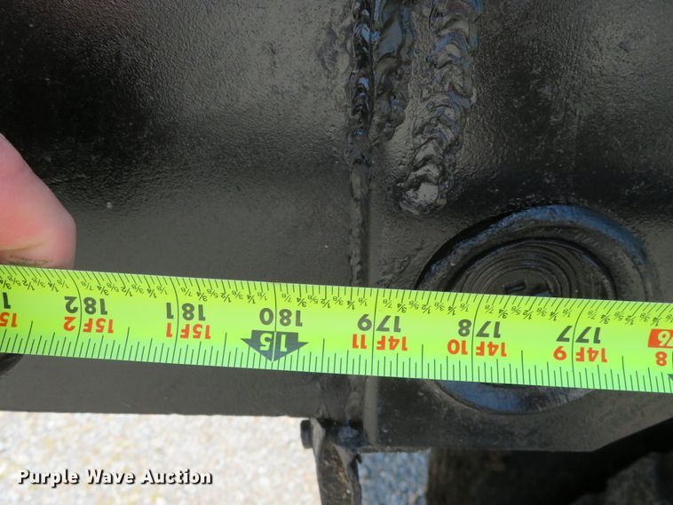 image for item DR0167 1977 Ford 900  dump truck