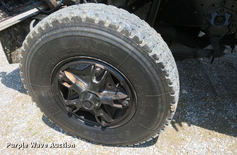 image for item DR0167 1977 Ford 900  dump truck