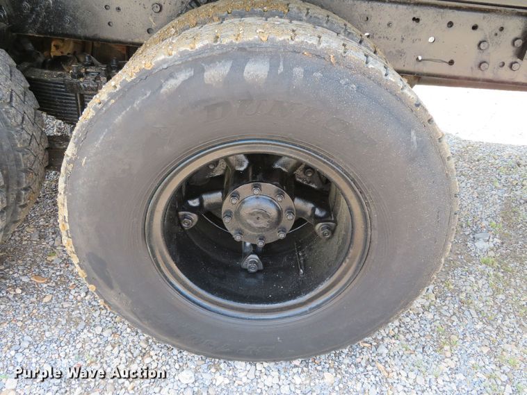 image for item DR0167 1977 Ford 900  dump truck