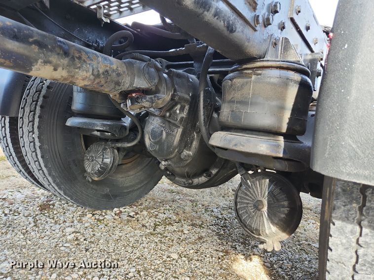 image for item EA9438 1984 Kenworth W900  semi truck