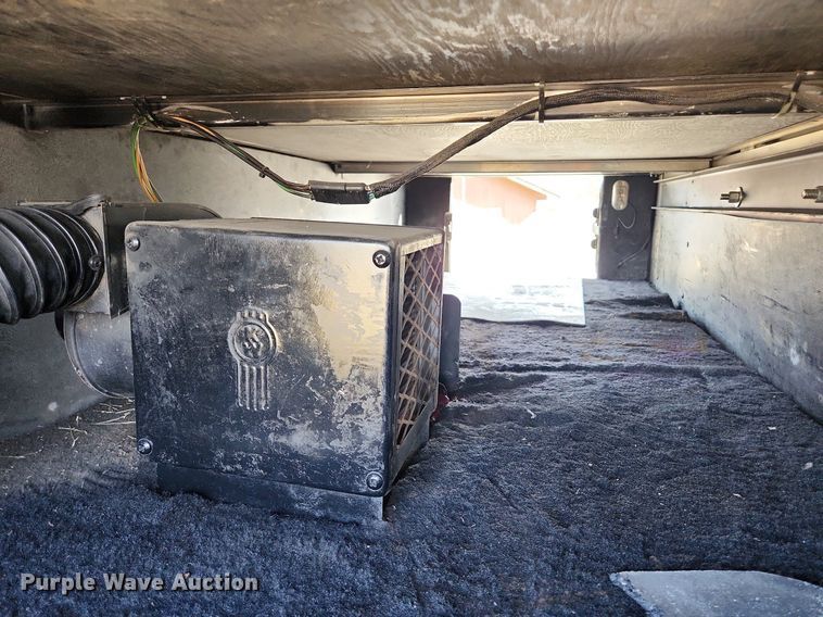 image for item EA9438 1984 Kenworth W900  semi truck