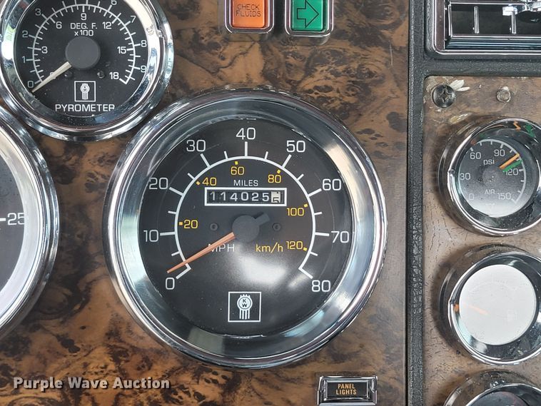 image for item HY9010 1993 Kenworth W900L  semi truck