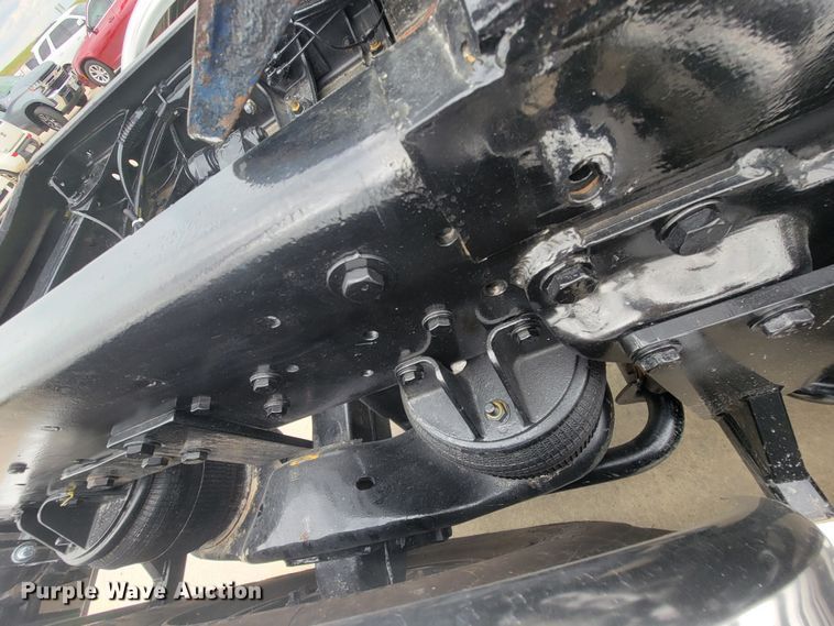 image for item HY9010 1993 Kenworth W900L  semi truck