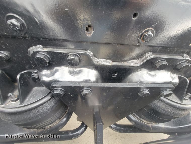 image for item HY9010 1993 Kenworth W900L  semi truck