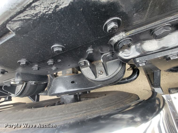 image for item HY9010 1993 Kenworth W900L  semi truck