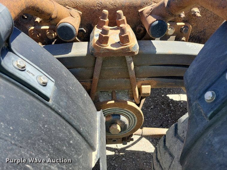 image for item JO9097 2006 Volvo VHD  truck cab and chassis