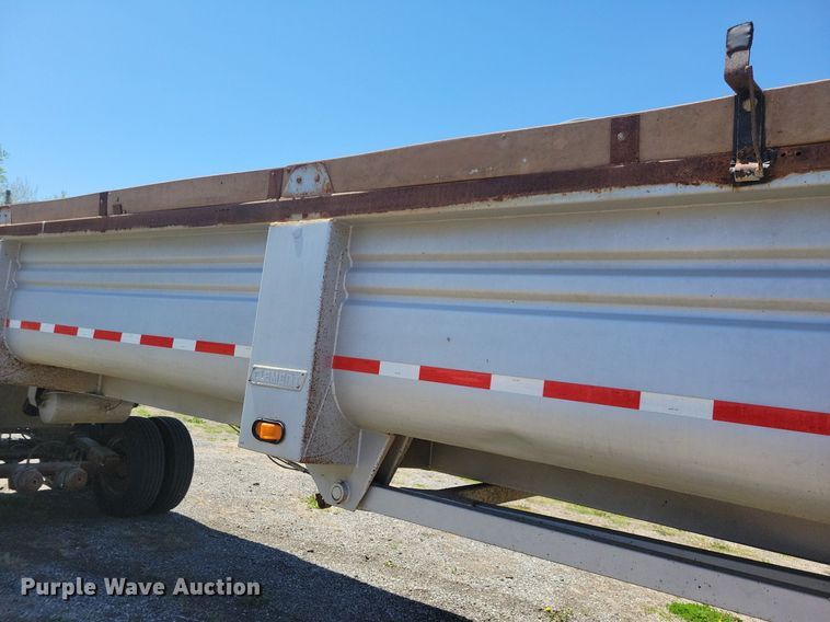 image for item JO9104 1998 Clement LW3829  end dump trailer