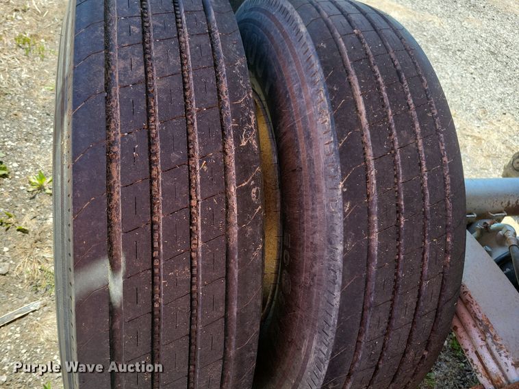 image for item JO9104 1998 Clement LW3829  end dump trailer