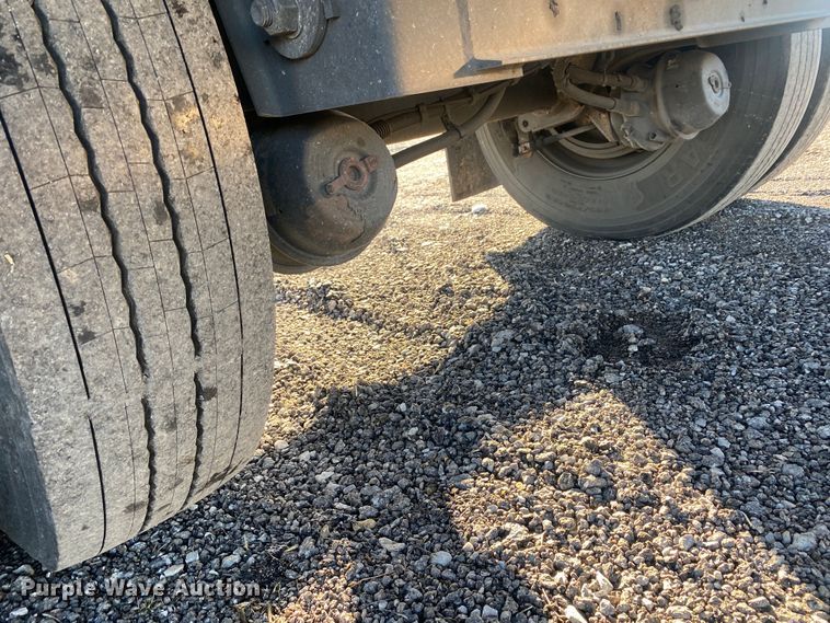 image for item JW9200 2010 Great Dane CLR-1112-12028  refrigerated van trailer