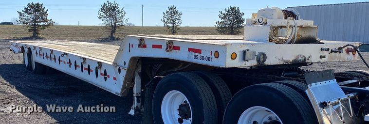 image for item KW9013 1999 Fontaine  drop deck equipment trailer