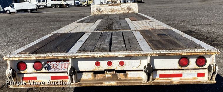 image for item KW9013 1999 Fontaine  drop deck equipment trailer