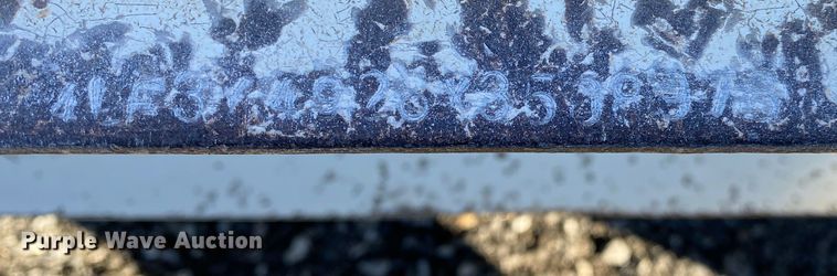 image for item KW9013 1999 Fontaine  drop deck equipment trailer