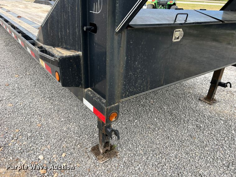 image for item LI9640 2016 Load Trail  equipment trailer