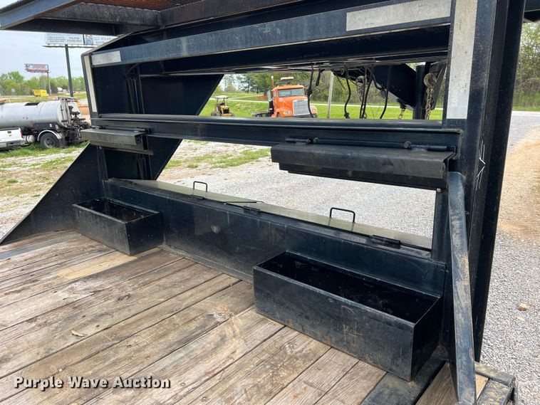 image for item LI9640 2016 Load Trail  equipment trailer