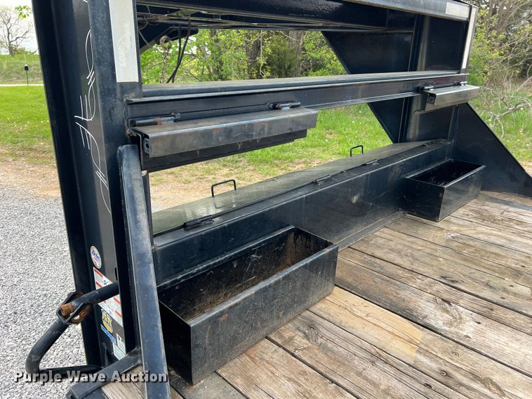 image for item LI9640 2016 Load Trail  equipment trailer