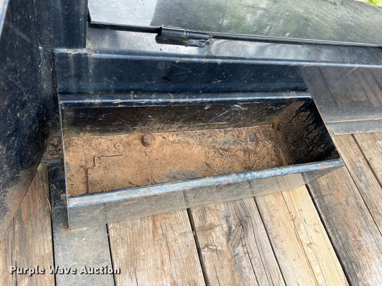 image for item LI9640 2016 Load Trail  equipment trailer