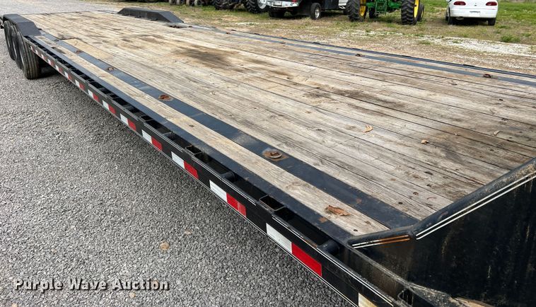 image for item LI9640 2016 Load Trail  equipment trailer