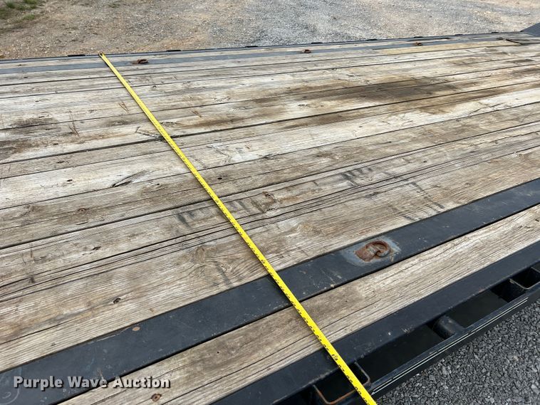 image for item LI9640 2016 Load Trail  equipment trailer