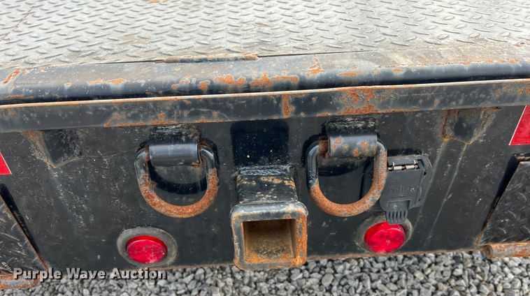 image for item LI9640 2016 Load Trail  equipment trailer