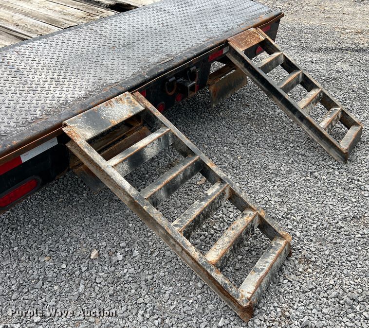 image for item LI9640 2016 Load Trail  equipment trailer