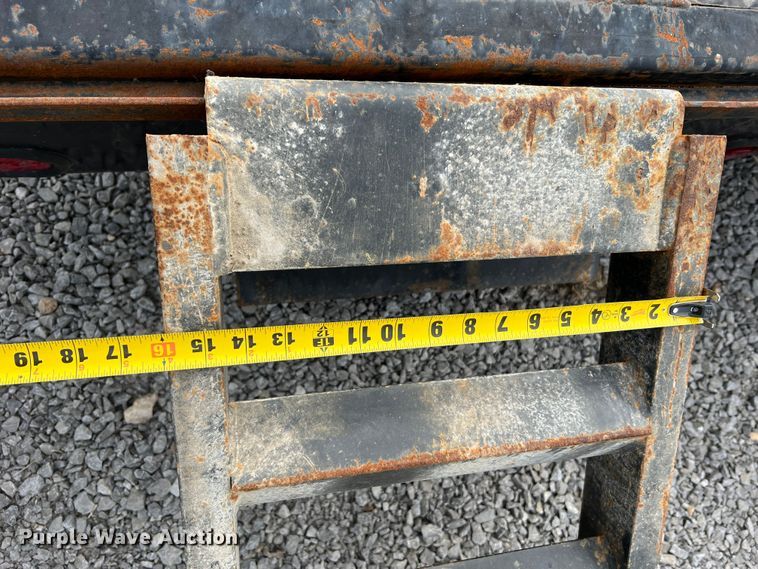 image for item LI9640 2016 Load Trail  equipment trailer